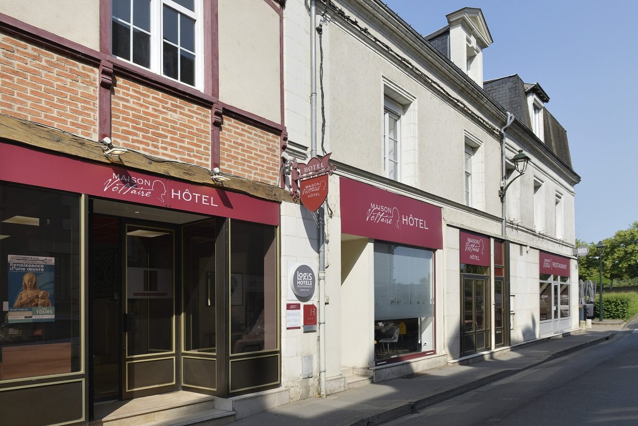 Devanture Maison Voltaire